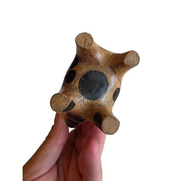 Hand-Carved Wooden Giraffe Figurine With Long Neck & Black Spots 6 Inches Tall U - Picture 10 of 16